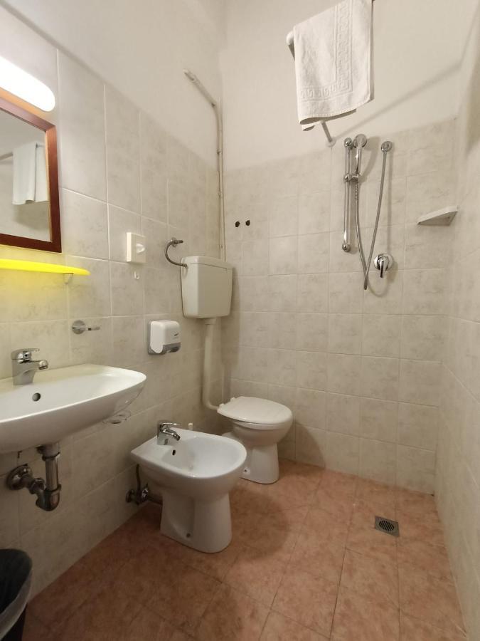 Hotel Zeus Lido Di Classe Room Only Exterior foto