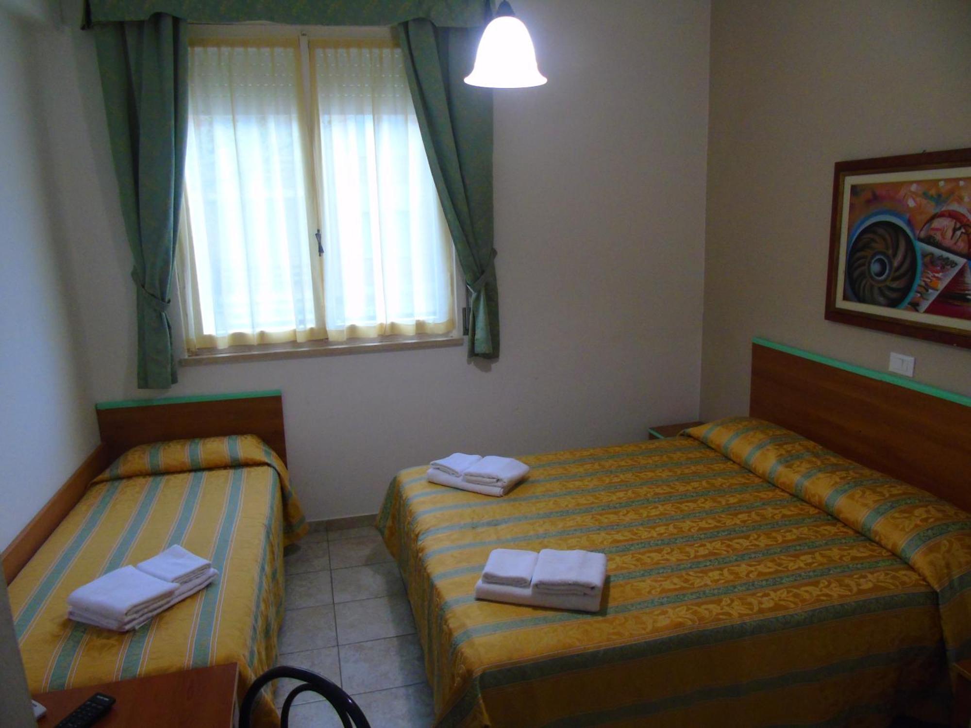 Hotel Zeus Lido Di Classe Room Only Exterior foto